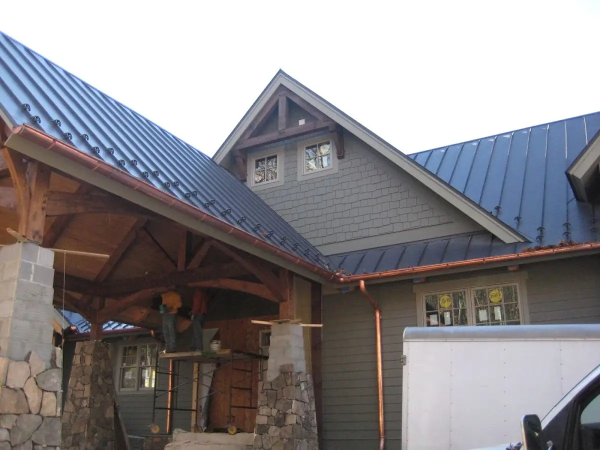 Craftsman Roofing team delivering quality roofing work in Walnuttown